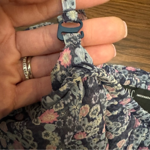 INC Silk Removable Strap Ruffle Tank Floral Top Size 6 Blue Pink Purple White - Picture 3 of 10